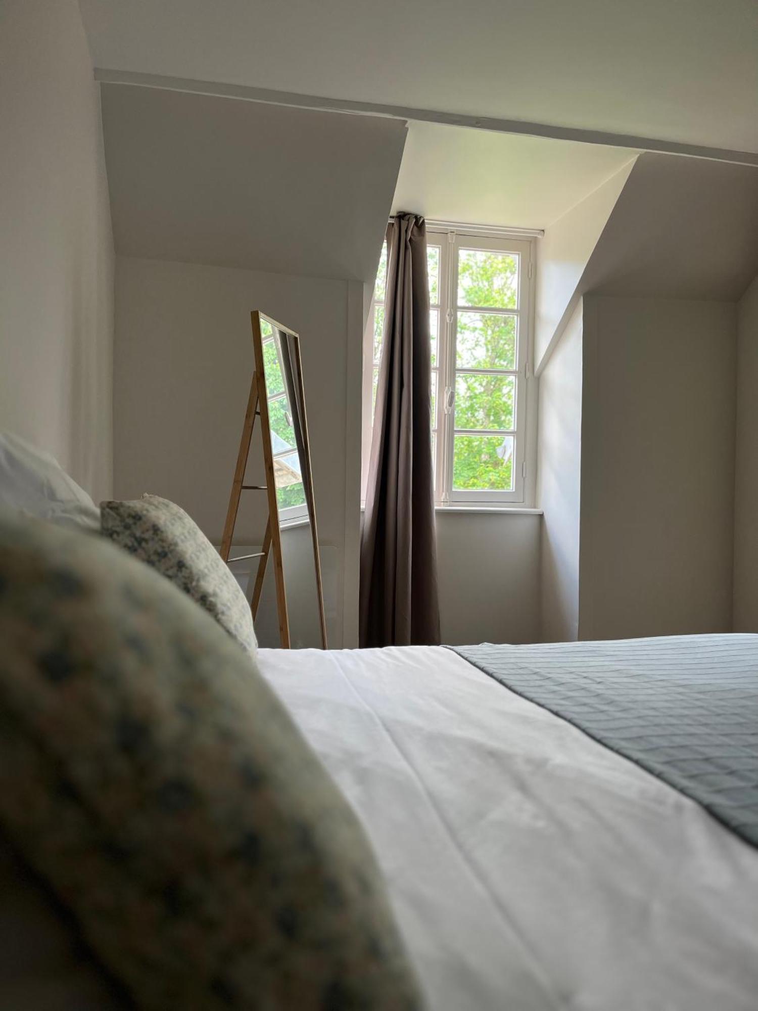 Bed and Breakfast Abbaye De Blanchelande Neufmesnil Pokoj fotografie