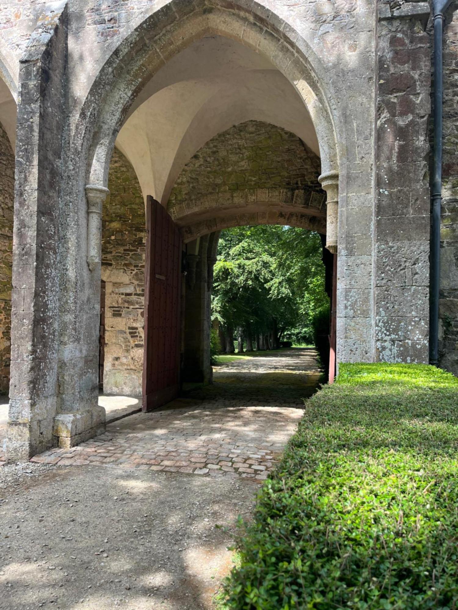 Bed and Breakfast Abbaye De Blanchelande Neufmesnil Exteriér fotografie